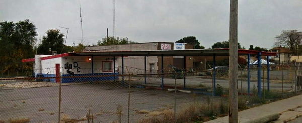 A&W Restaurant - Detroit - 6771 W Vernor Hwy (newer photo)